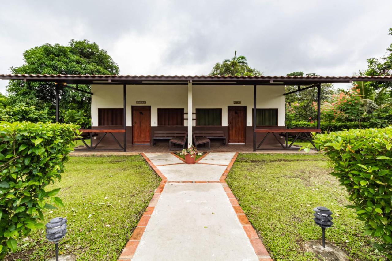 La Anita Rain Forest Colonia Dos Rios ภายนอก รูปภาพ