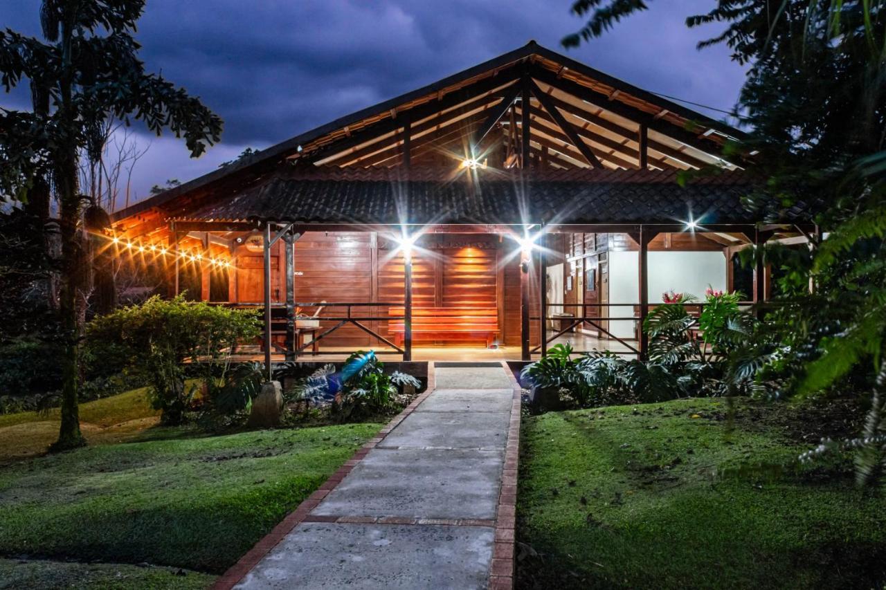 La Anita Rain Forest Colonia Dos Rios ภายนอก รูปภาพ